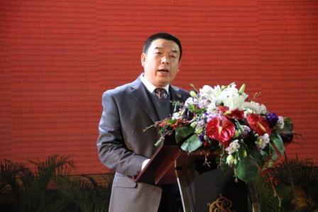 集团公司副总裁魏锦亮主持答谢会。